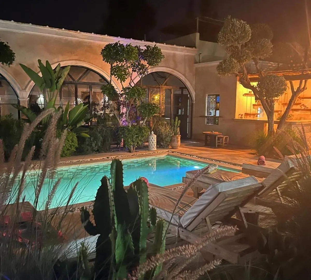 Run Villa Marine, Elegant Private Villa In Marrakech With Heated Pool Option Marrakesh