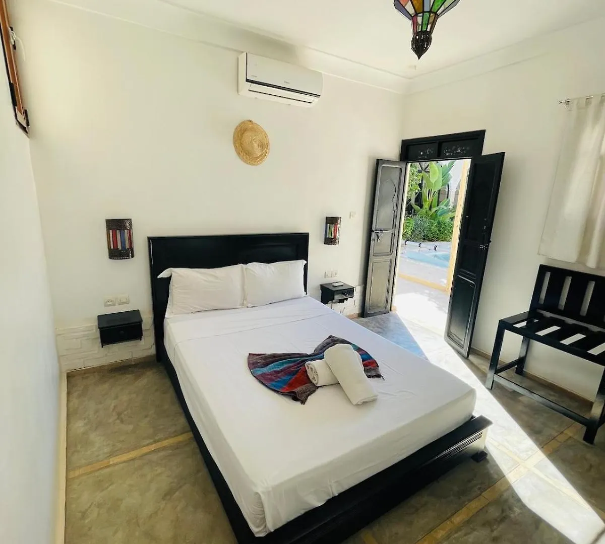 Run Villa Marine, Elegant Private Villa In Marrakech With Heated Pool Option Marrakesh