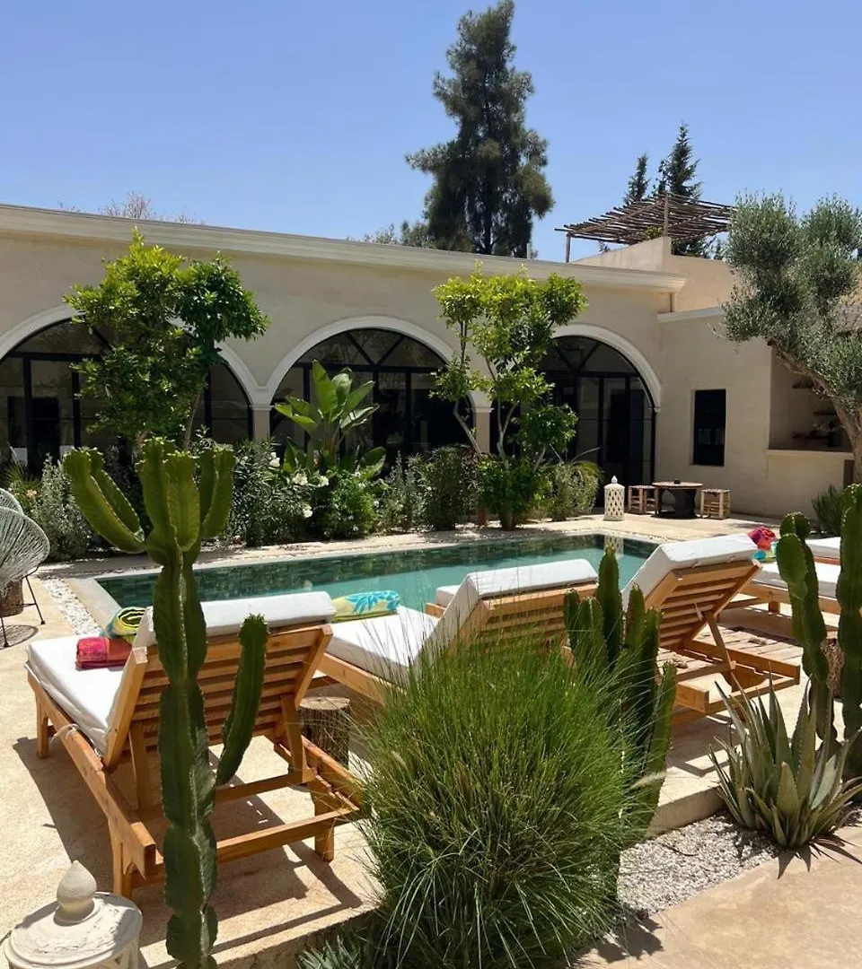 Run Villa Marine, Elegant Private Villa In Marrakech With Heated Pool Option Marrákes