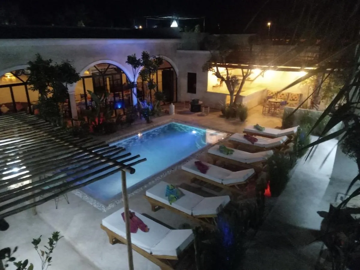 Run Villa Marine, Elegant Private Villa In Marrakech With Heated Pool Option Marrákes
