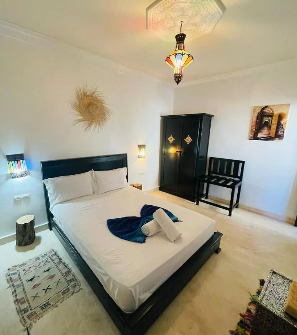Run Villa Marine, Elegant Private Villa In Marrakech With Heated Pool Option Marrákes